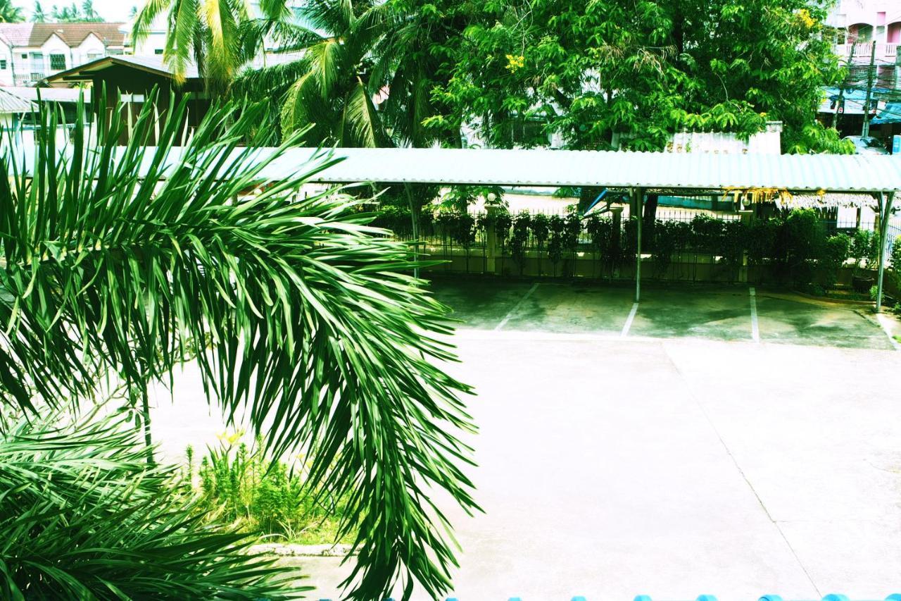 Ritzy House Hotel Chumphon Exteriér fotografie