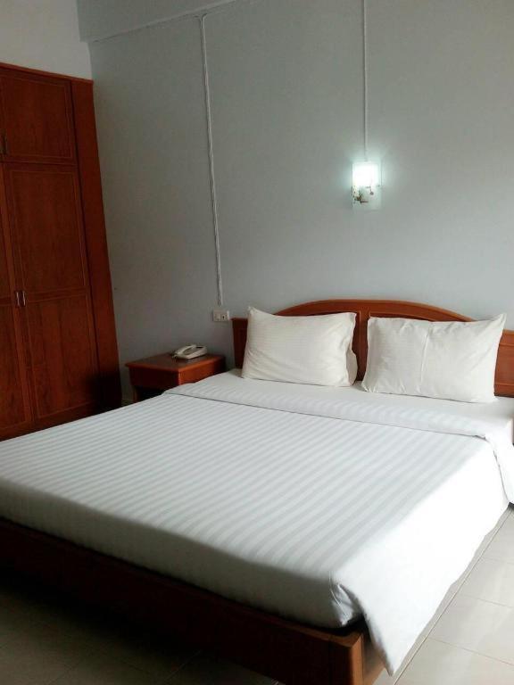 Ritzy House Hotel Chumphon Exteriér fotografie