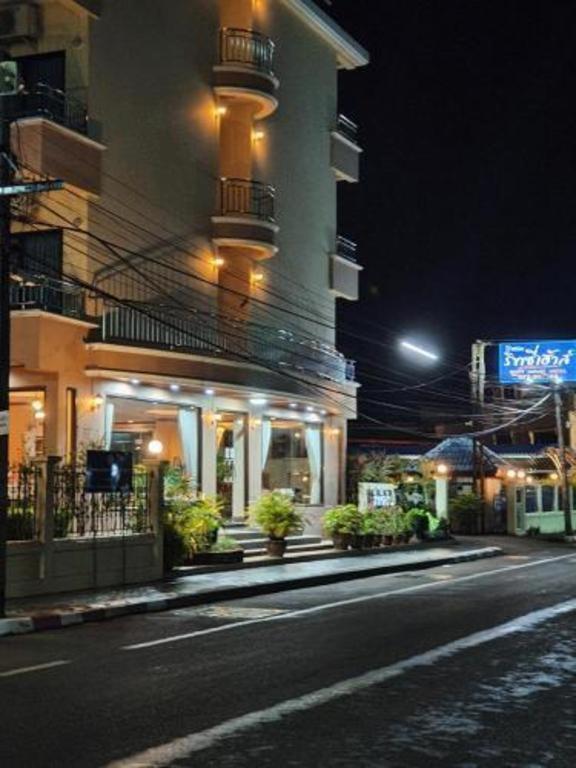 Ritzy House Hotel Chumphon Exteriér fotografie