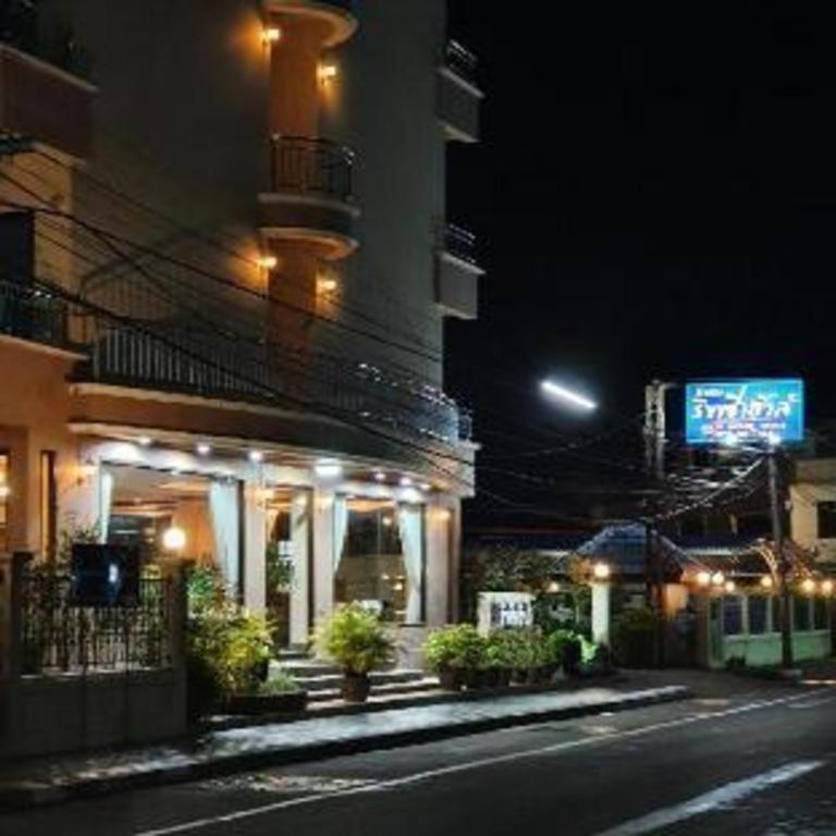 Ritzy House Hotel Chumphon Exteriér fotografie