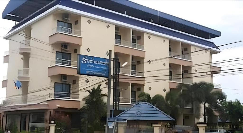 Ritzy House Hotel Chumphon Exteriér fotografie