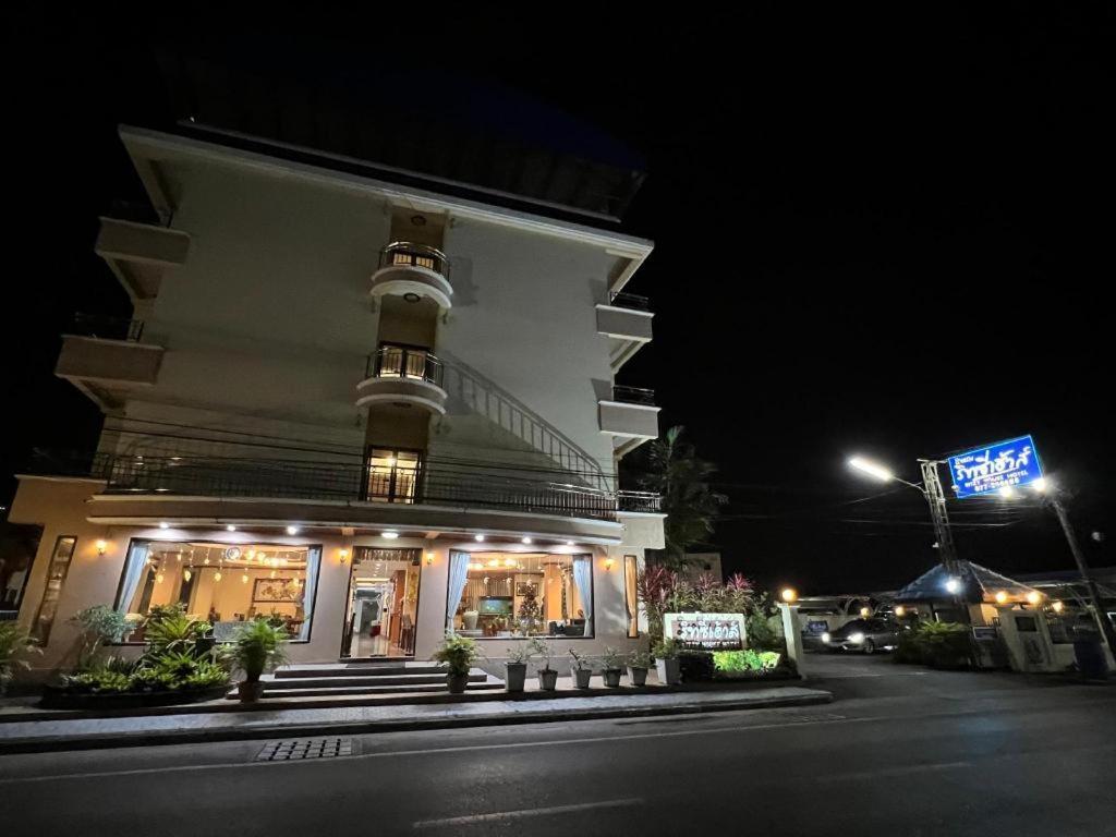 Ritzy House Hotel Chumphon Exteriér fotografie