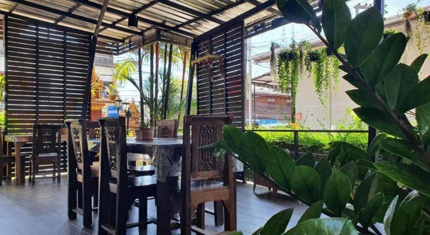 Ritzy House Hotel Chumphon Exteriér fotografie